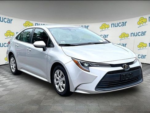 Used 2023 Toyota Corolla LE FWD image 1