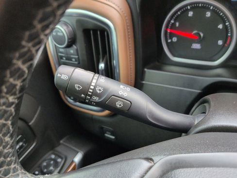 Used 2021 Chevrolet Silverado 2500 High Country w/ Safety Package II image 33