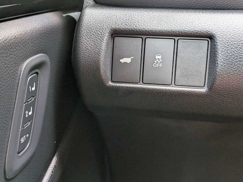 Used 2025 Honda Pilot EX-L image 28