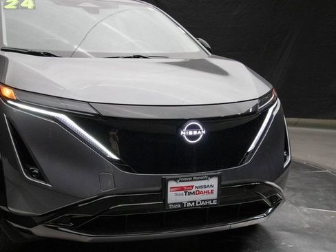 Used 2024 Nissan Ariya FWD image 3
