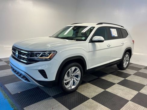 Certified 2023 Volkswagen Atlas SE FWD image 3