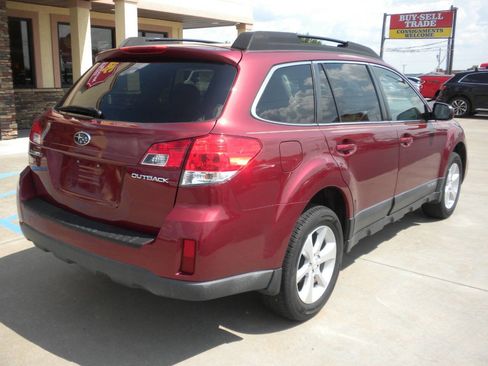 Used 2013 Subaru Outback 2.5i Premium image 5