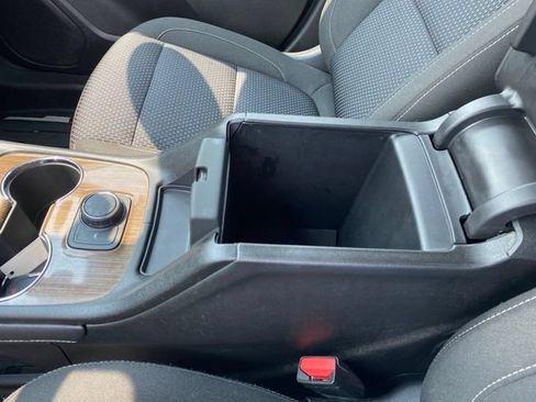 Certified 2023 GMC Acadia SLE w/ LPO, Floor Liner Package FWD image 14