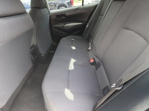 Used 2022 Toyota Corolla LE FWD image 9