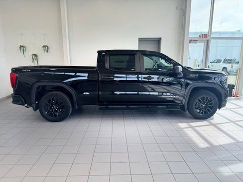 Used 2023 GMC Sierra 1500 Pro w/ Graphite Edition AWD/4WD image 37