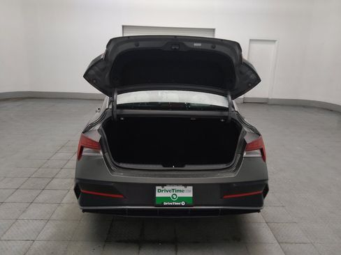 Used 2025 Hyundai Elantra Limited FWD image 29