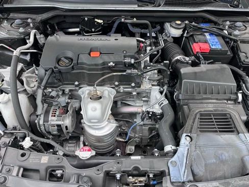 Used 2024 Honda Civic Sport image 5