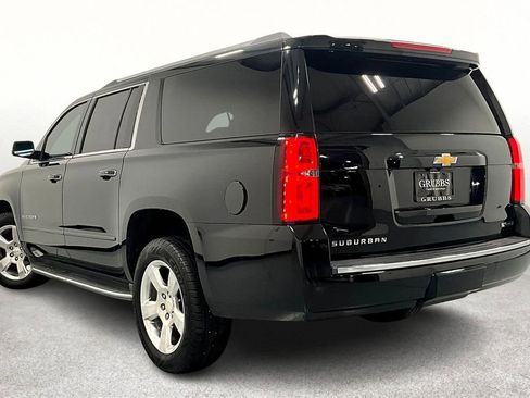 Used 2017 Chevrolet Suburban Premier image 15
