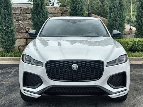 New 2026 Jaguar F-PACE R-Dynamic S image 8