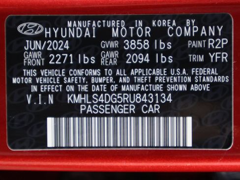 Certified 2024 Hyundai Elantra SEL w/ Convenience Package image 42