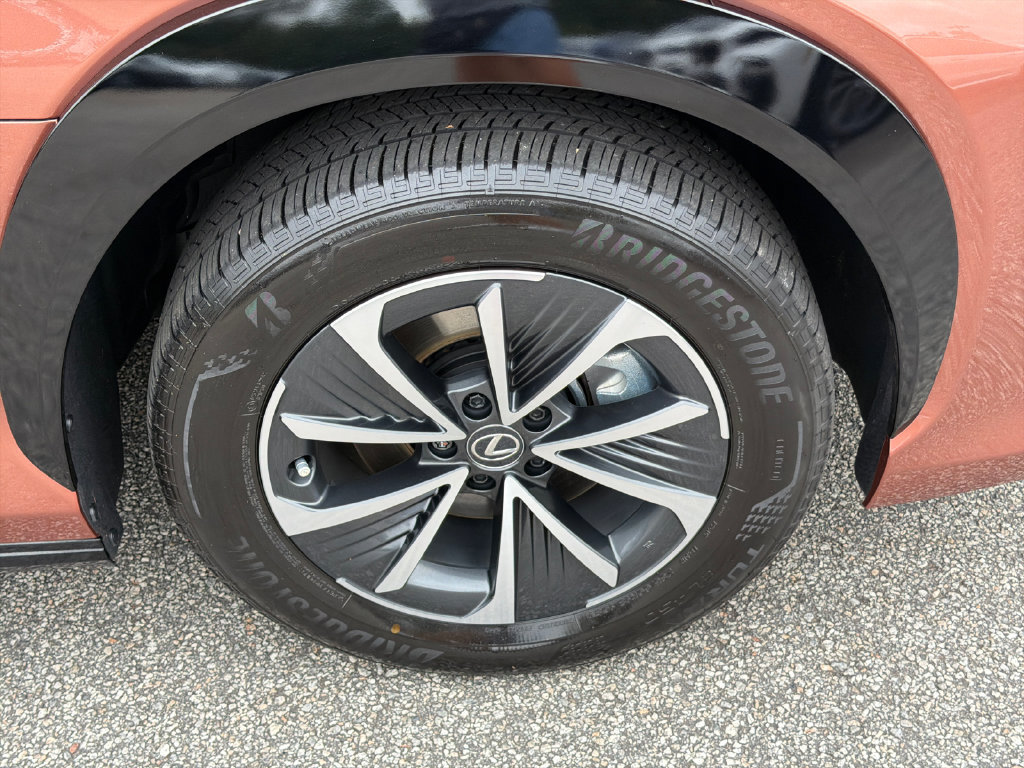 Used 2024 Lexus RZ 300e Premium w/ Accessory Package (Z1) FWD image 12