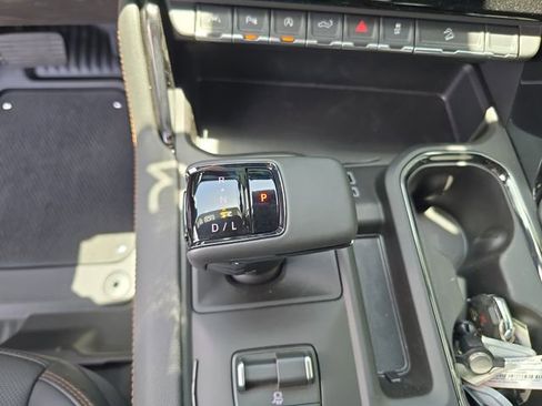 New 2026 GMC Sierra 1500 AT4 w/ AT4 Premium Package AWD/4WD image 23