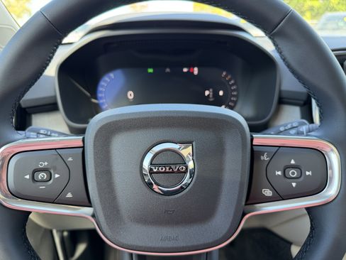 New 2026 Volvo XC40 B5 Ultra w/ Protection Package image 31