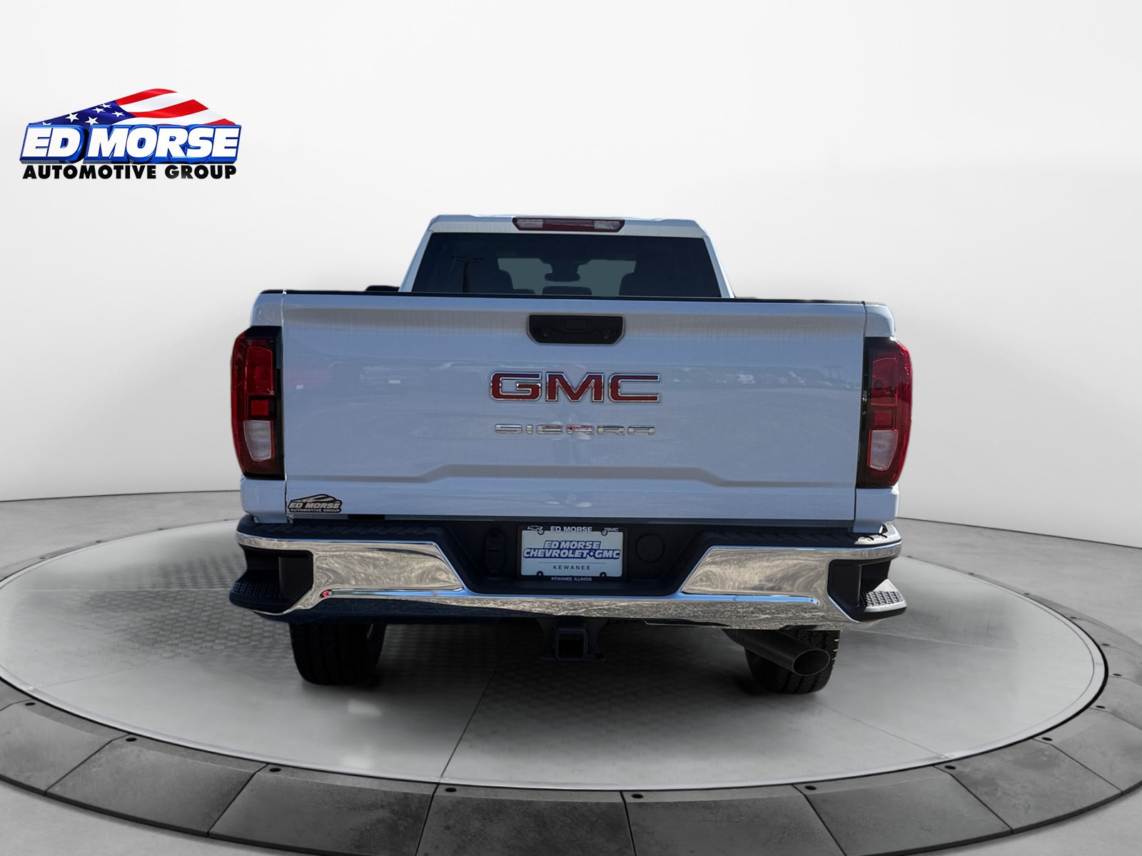 Used 2024 GMC Sierra 2500 Pro w/ Convenience Package AWD/4WD image 4