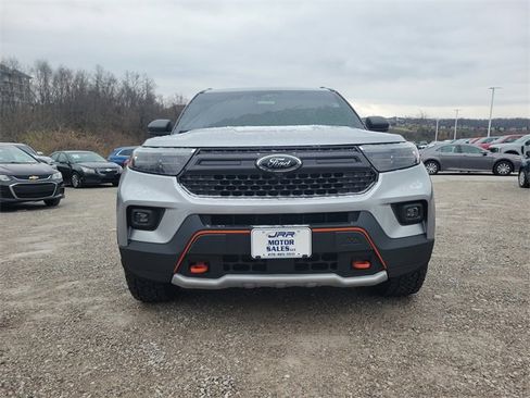 Used 2022 Ford Explorer Timberline image 2