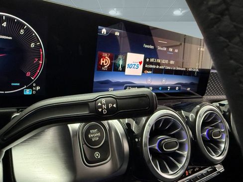 New 2026 Mercedes-Benz GLB 250 image 13