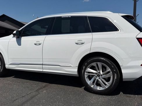 Used 2021 Audi Q7 2.0T Premium w/ Convenience Package AWD/4WD image 4