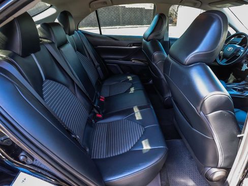 Used 2022 Toyota Camry SE image 35