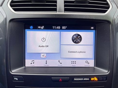 Used 2018 Ford Explorer XLT w/ Equipment Group 202A image 21