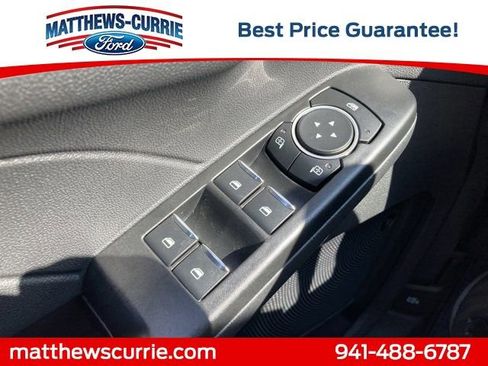 New 2025 Ford Escape SE w/ PHEV Premium Package image 25