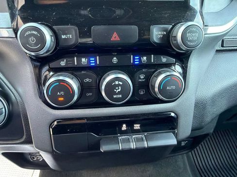 Used 2023 RAM 1500 Laramie AWD/4WD image 40