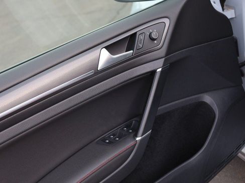 Used 2020 Volkswagen GTI SE FWD image 22