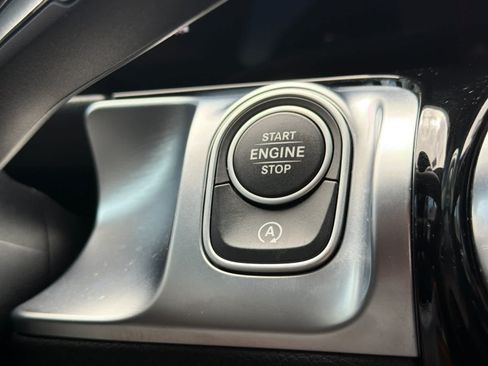Used 2023 Mercedes-Benz GLB 35 AMG 4MATIC image 22