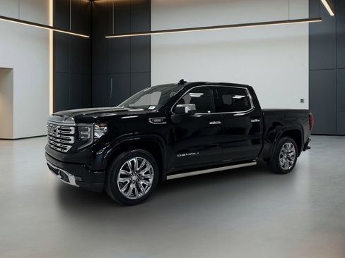 Used 2023 GMC Sierra 1500 Denali w/ Denali Reserve Package AWD/4WD image 1