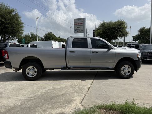Used 2019 RAM 2500 Tradesman AWD/4WD image 3