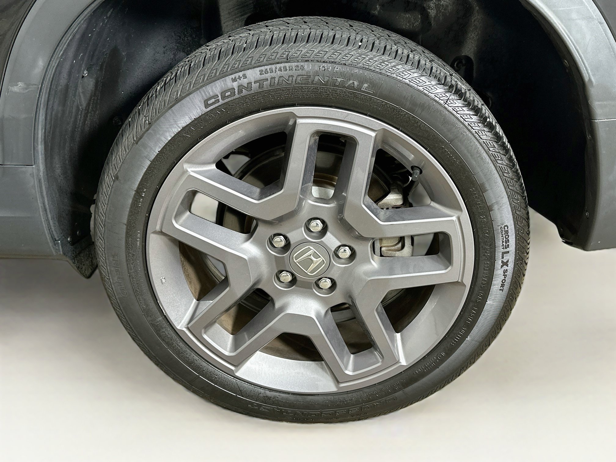 Used 2023 Honda Passport EX-L image 11