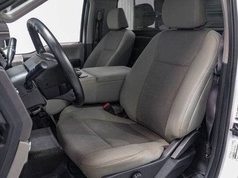 Used 2021 Ford F250 XL w/ Power Equipment Group image 31