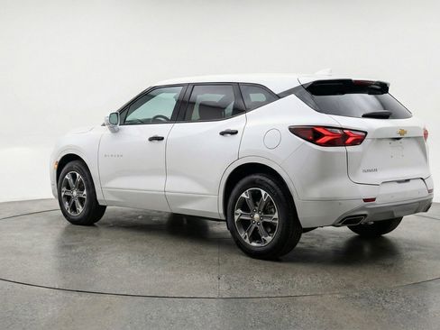 Used 2025 Chevrolet Blazer LT image 6