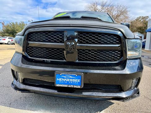 Used 2015 RAM 1500 Express w/ Black Ram 1500 Express Group RWD image 15