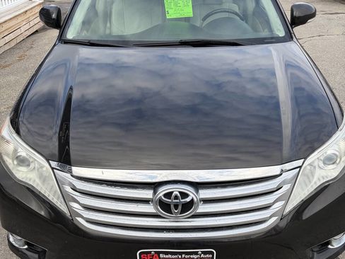 Used 2012 Toyota Avalon Limited image 11