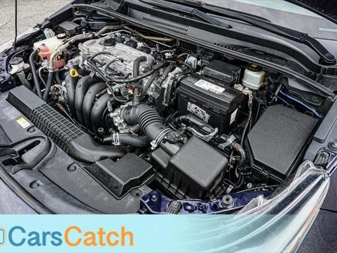 Used 2020 Toyota Corolla LE FWD image 29