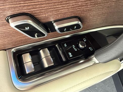New 2026 Land Rover Range Rover SE AWD/4WD image 22