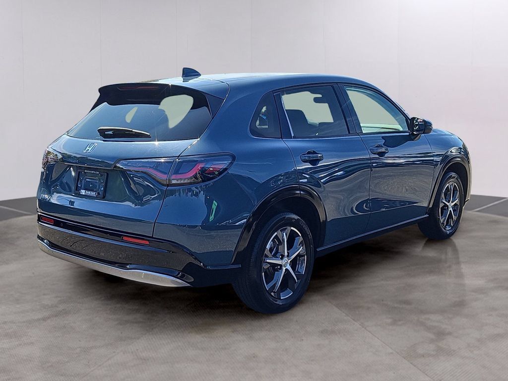 Certified 2025 Honda HR-V EX-L image 3