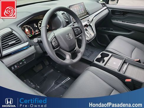 Certified 2026 Honda Odyssey Elite image 9