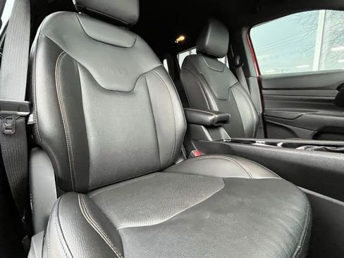 Used 2022 Jeep Compass Limited image 28