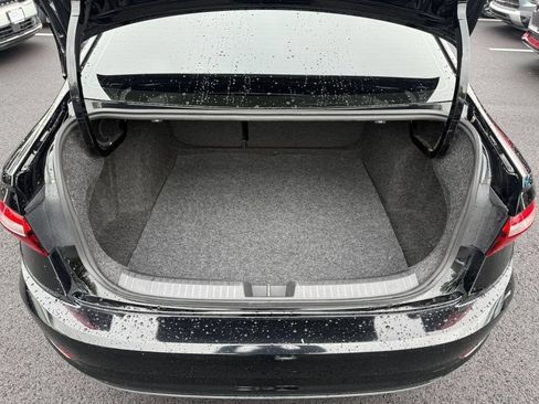Used 2020 Volkswagen Jetta SE FWD image 5
