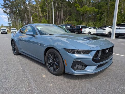 New 2026 Ford Mustang GT RWD image 2