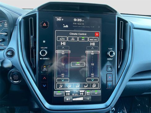 Used 2025 Subaru Crosstrek 2.5i Limited w/ Crosstrek Mirror Package image 15