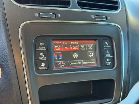 Used 2018 Dodge Journey SXT w/ Connectivity Group image 28