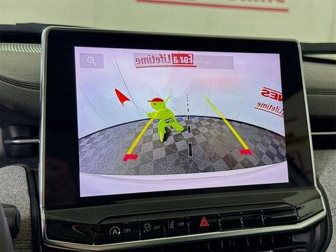 Used 2022 Jeep Compass Latitude w/ Sun and Sound Group image 6