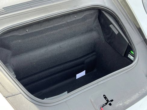 Certified 2025 Porsche 911 Carrera T RWD image 40