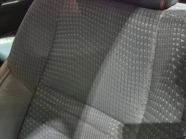 Used 2015 Toyota Camry SE FWD image 9