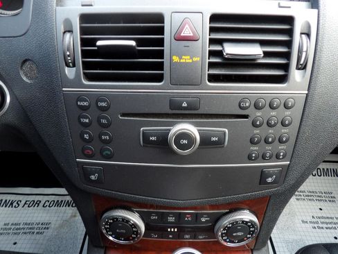 Used 2011 Mercedes-Benz C 300 4MATIC Sedan image 25