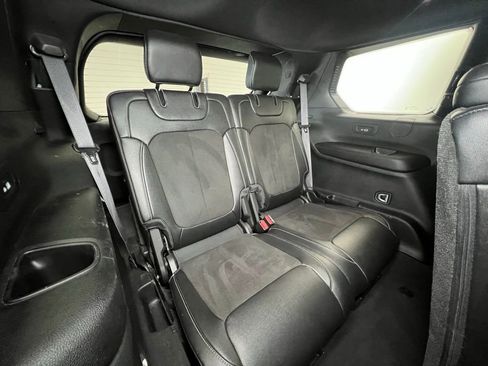 Used 2024 Jeep Grand Cherokee L Laredo image 9