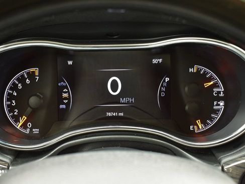 Used 2020 Jeep Grand Cherokee Overland image 28