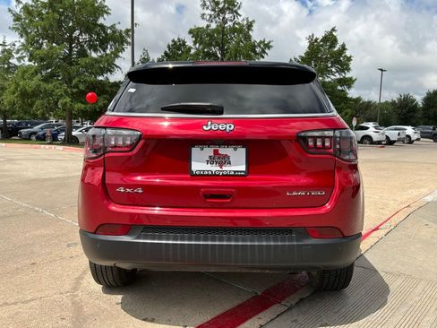 Used 2025 Jeep Compass Limited AWD/4WD image 7